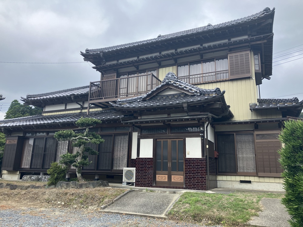 こみんか
